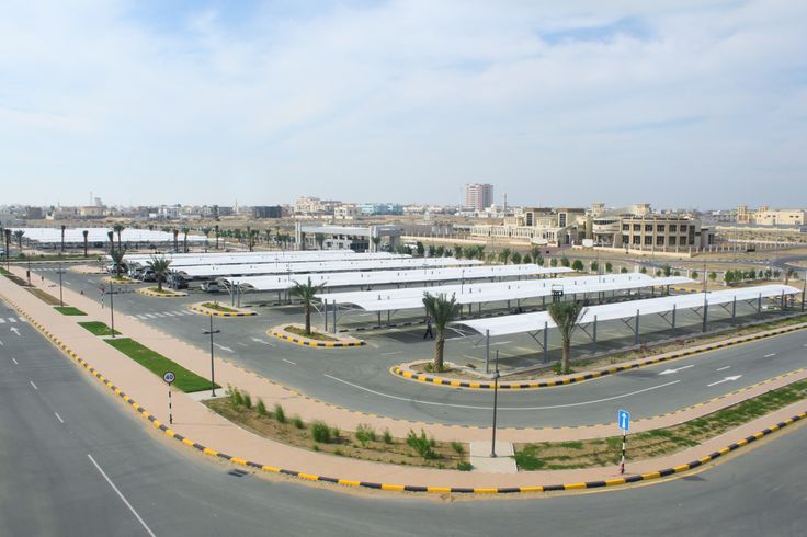 مظلات سيارات عامة